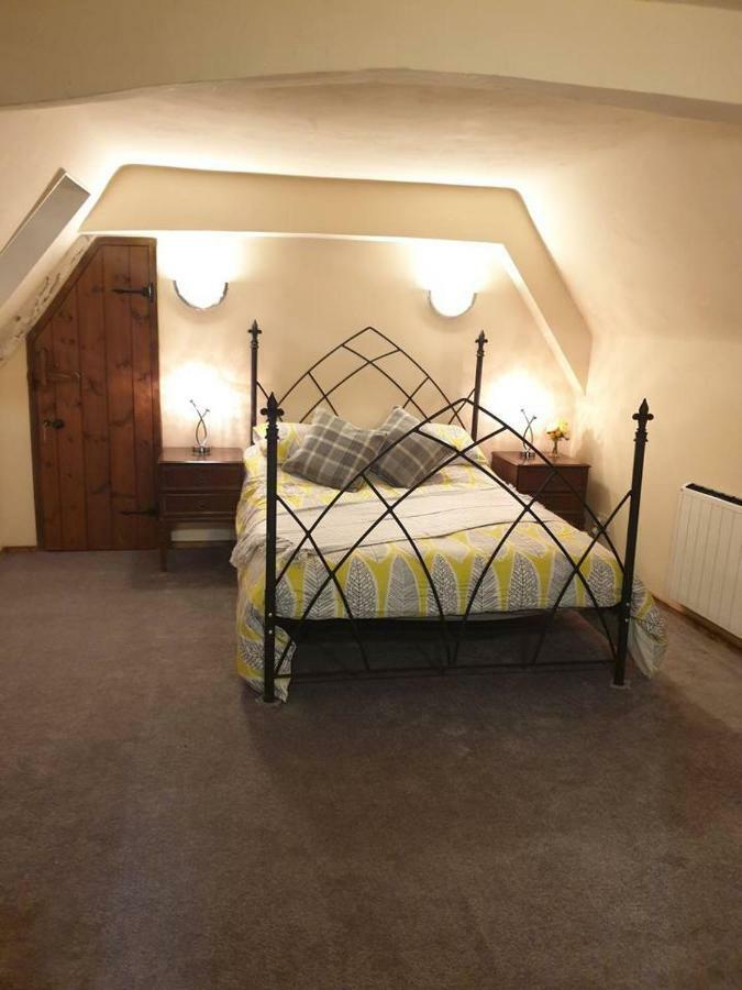 The Loft @ Ford House Apartment *
